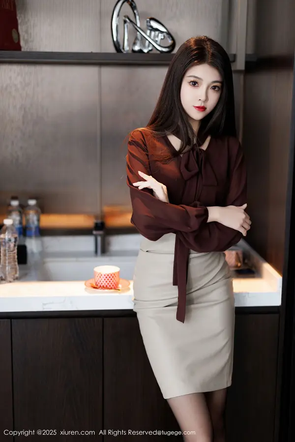 Vol. 09868 初梦瑶(84P)