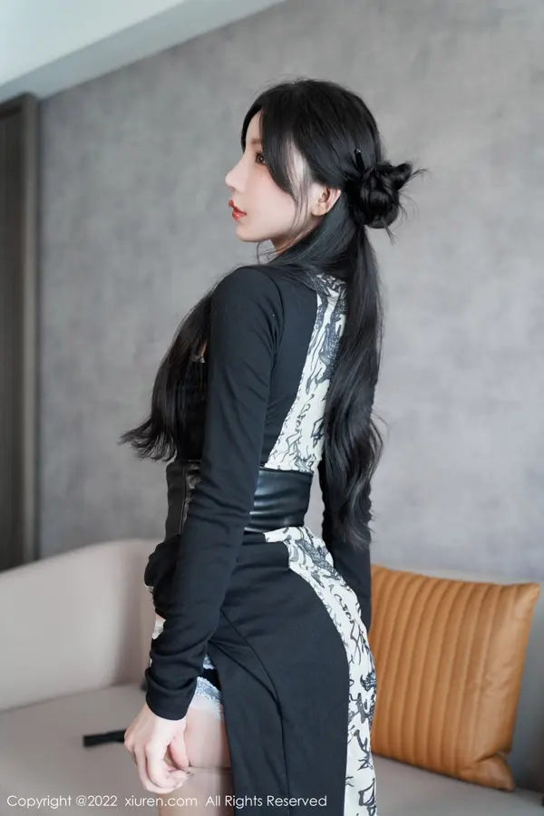 Vol. 05623 周于希Sally(95P)