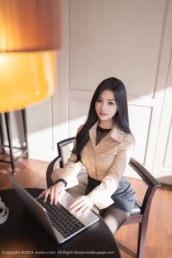 Vol. 08835 谭小灵(81P)