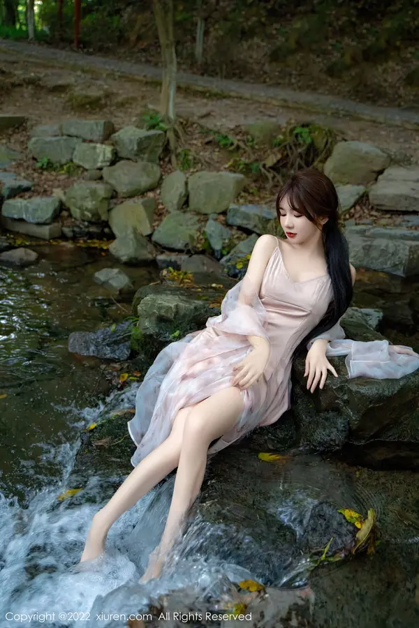 Vol. 5690 婠婠么(82P)
