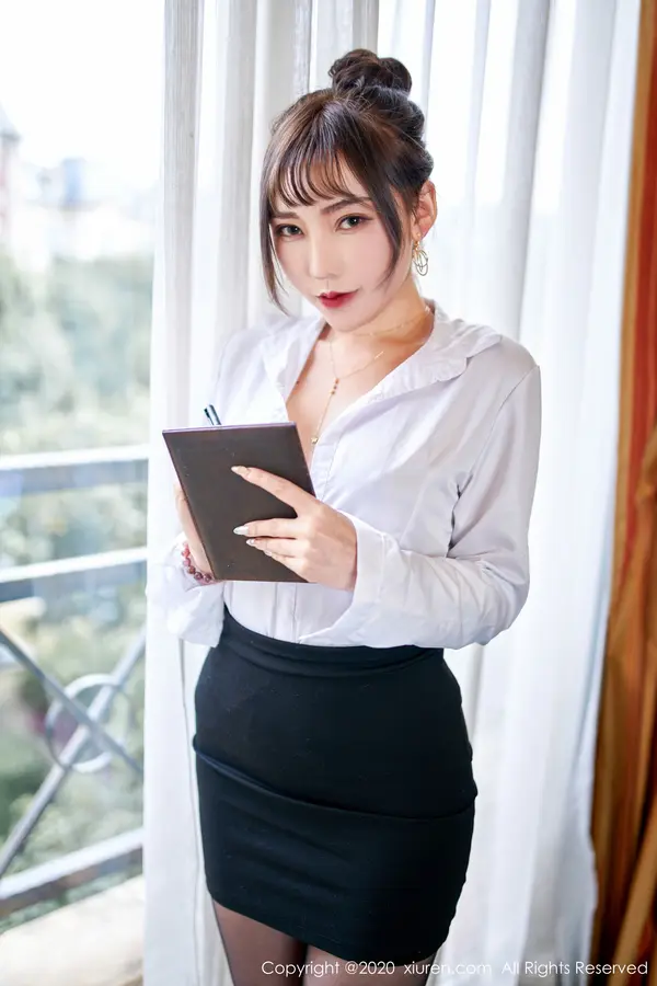 Vol. 01928 柴婉艺Averie(43P)