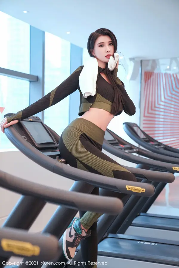 Vol. 03040 葛征净高184cm(57P)