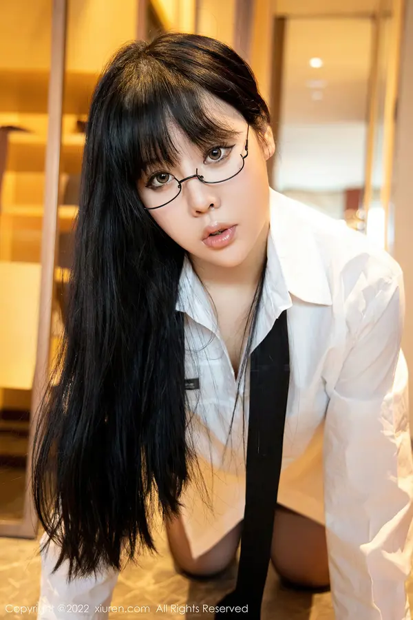 Vol. 04894 徐媛媛(50P)