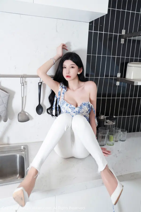 Vol. 07225 周于希Sally(103P)