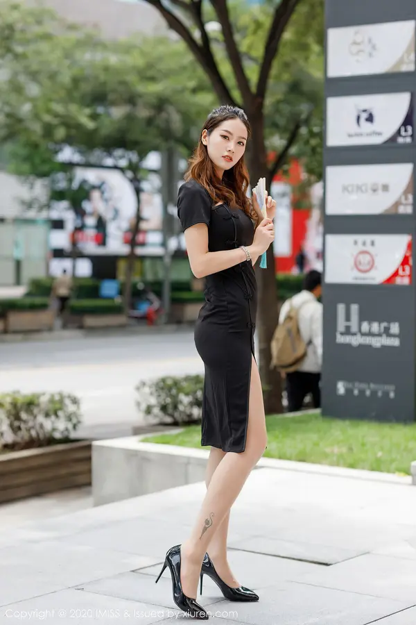 Vol. 0495 方子萱(52P)
