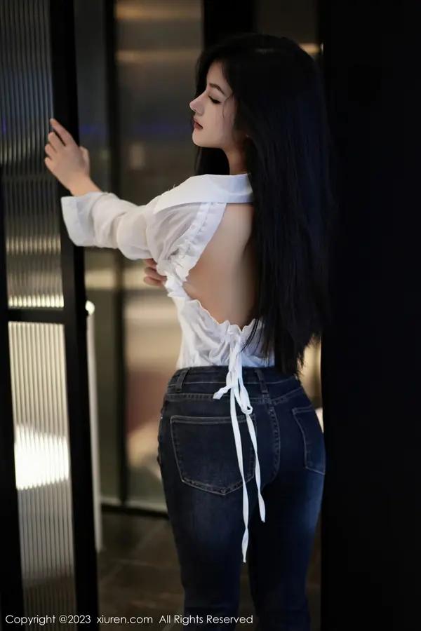 Vol. 07645 谭小灵(107P)