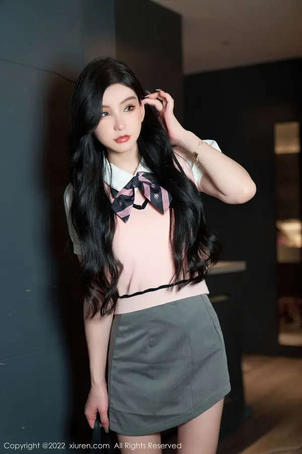 Vol. 05285 周于希Sally(87P)