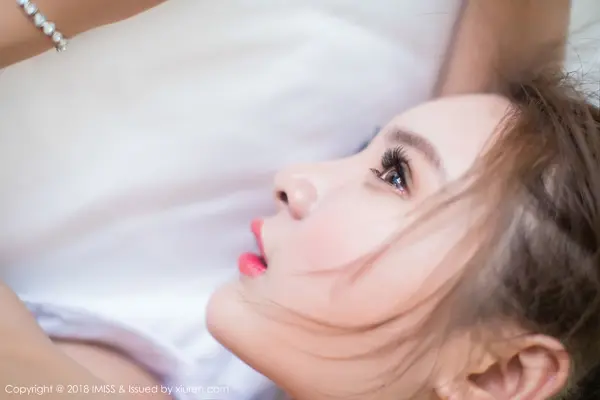 Vol. 0245 SOLO-尹菲(63P)