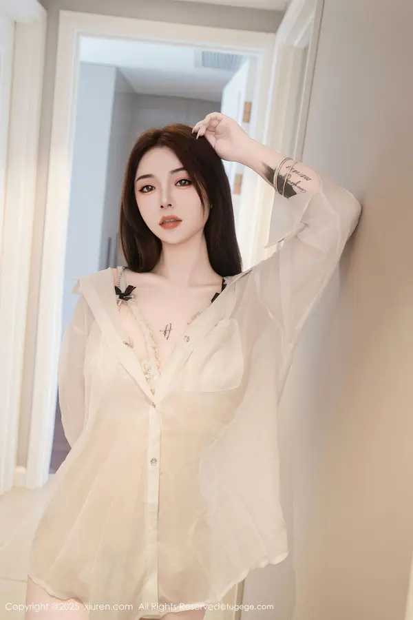 Vol. 10549 沐娜娜(75P)