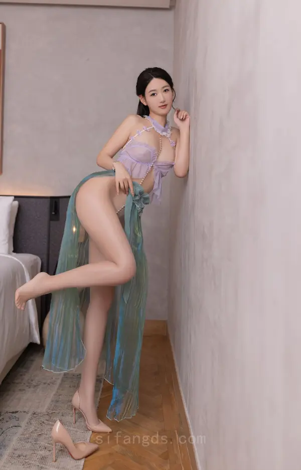 Vol. 8644 唐安琪《私购流出》(91P + 2V)