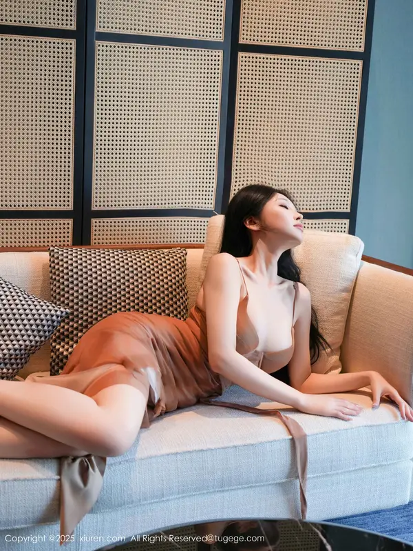 Vol. 10800 林嘉旎(71P)
