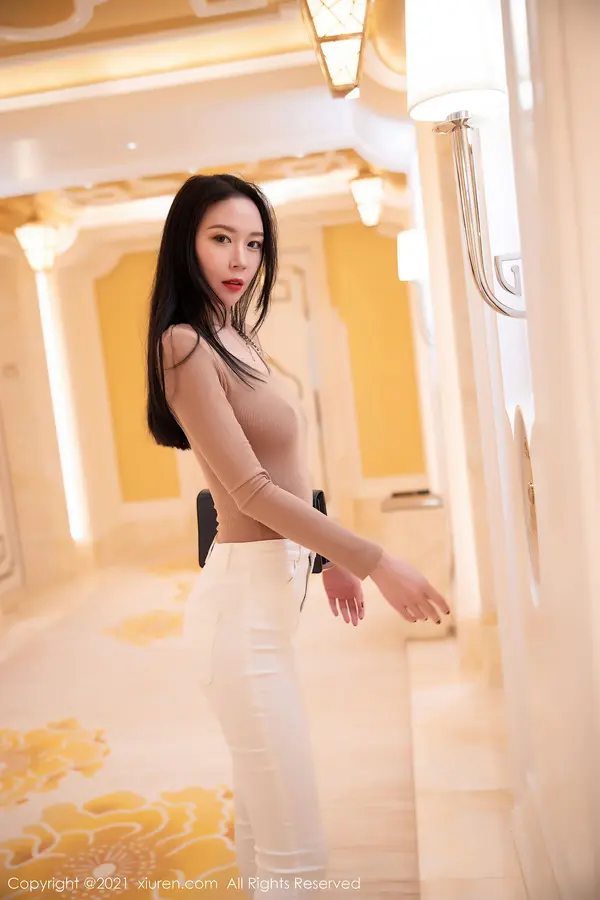 Vol. 03303 梦心月(81P)