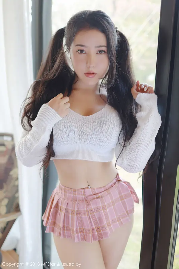Vol. 0168 Manuela玛鲁娜(49P)