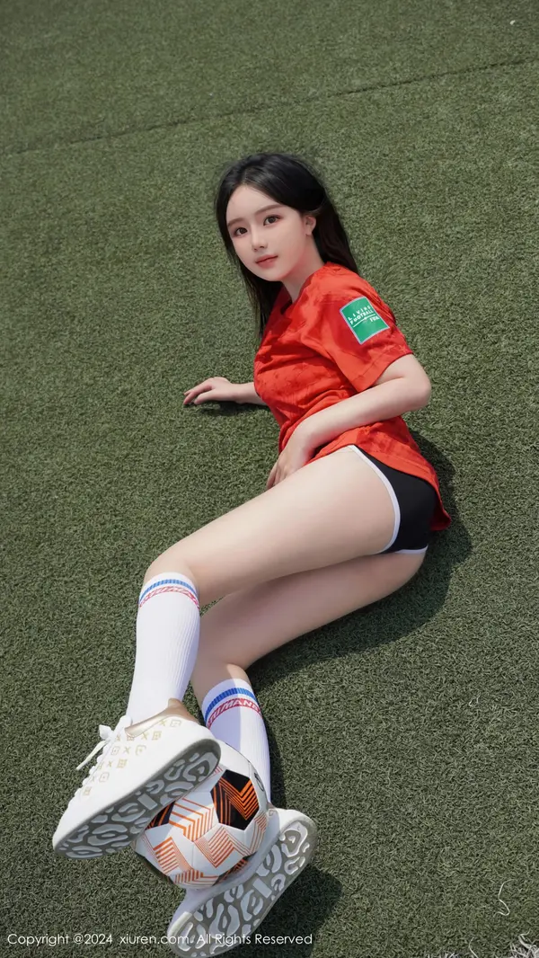 Vol. 08733 小薯条nienie(89P)