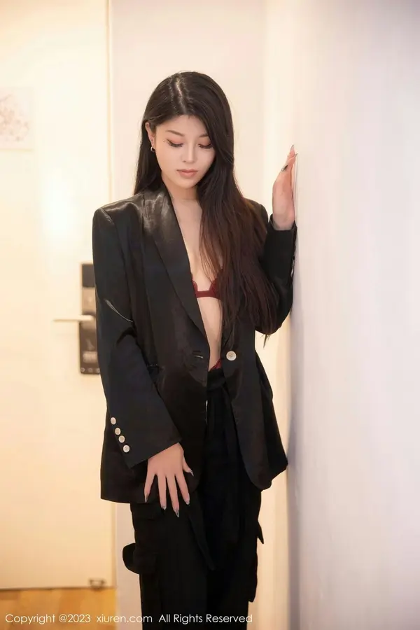 Vol. 06409 四月月(77P)
