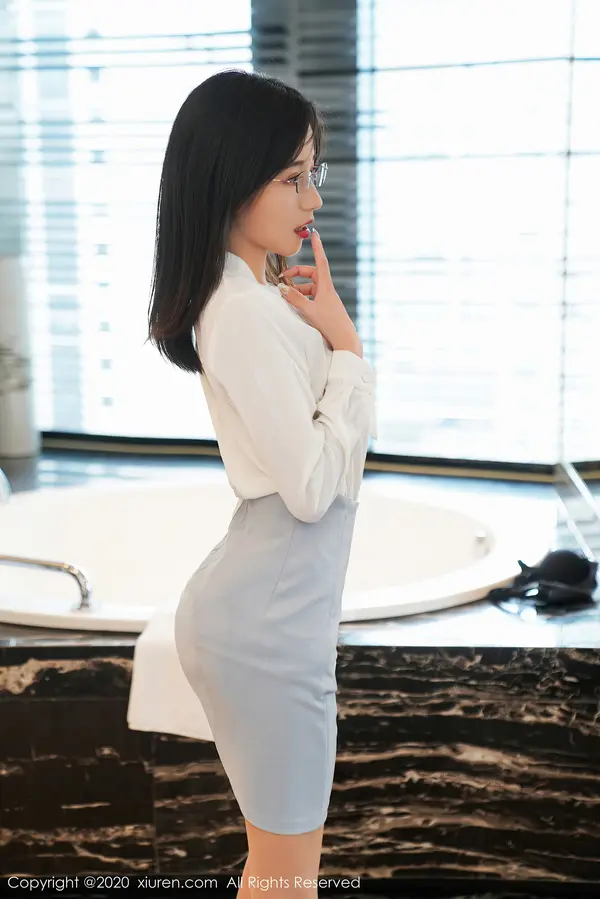 Vol. 02825 仓井优香(51P)