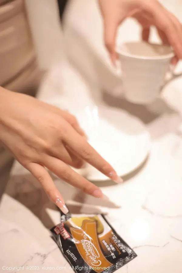 Vol. 06207 江真真(111P)