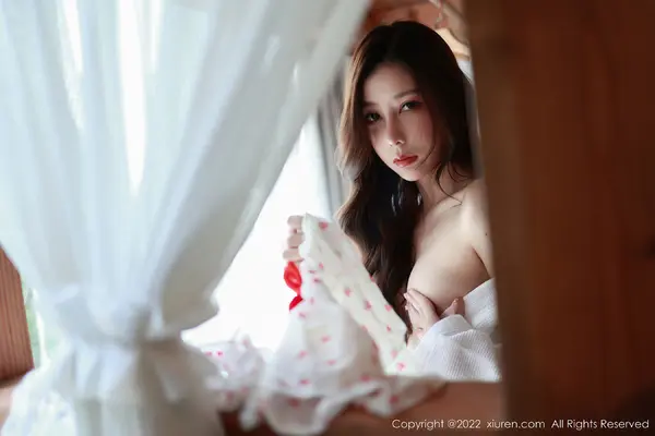 Vol. 04932 尹甜甜(55P)
