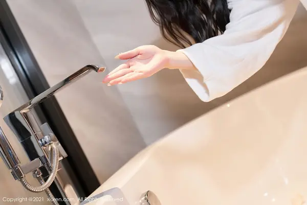 Vol. 04397 周于希Sally(76P)