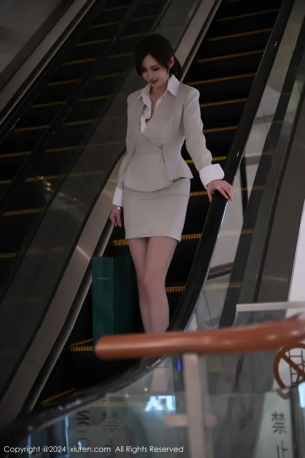 Vol. 08444 Carol周妍希X(82P)