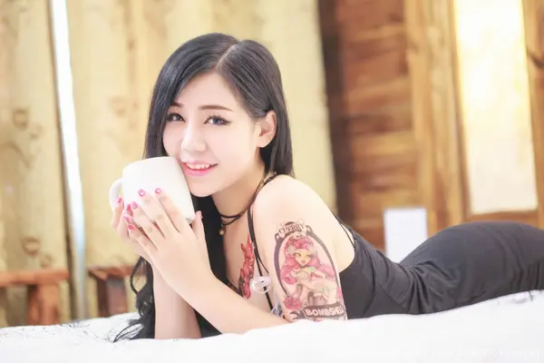 Vol. 00356 旭旭(71P)