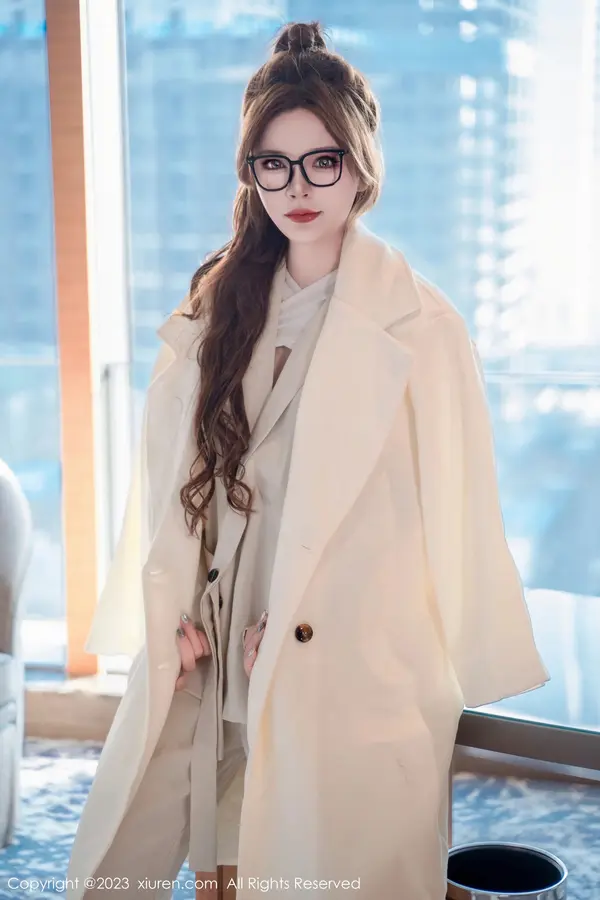 Vol. 07865 伊丽莎有点白(65P)