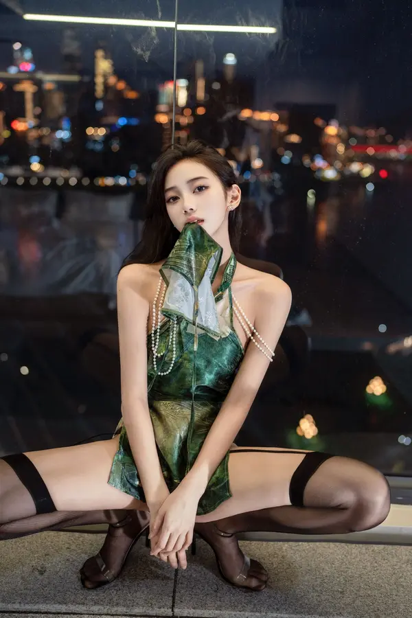 Vol. 0374 时安安《私购流出》(90P + 3V)