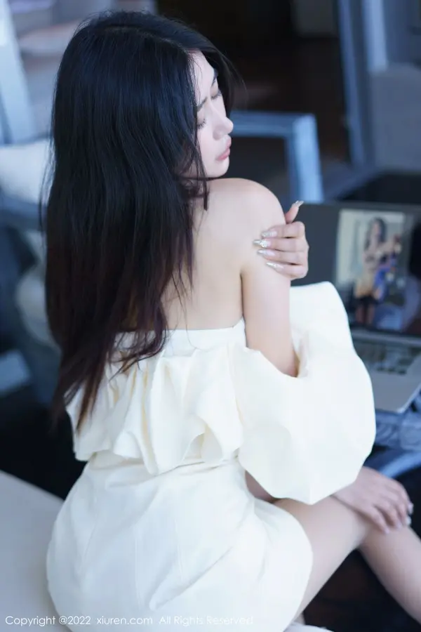 Vol. 06032 laura阿姣(93P)