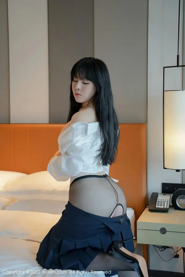 Vol. 04558 徐媛媛(49P)