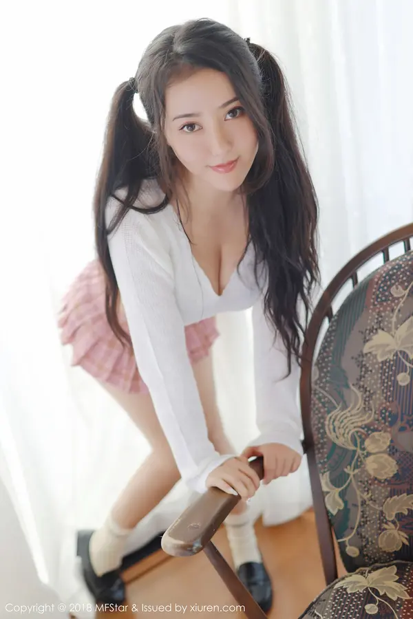 Vol. 0168 Manuela玛鲁娜(49P)