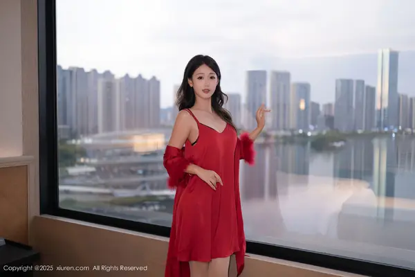 Vol. 10768 唐安琪(71P)