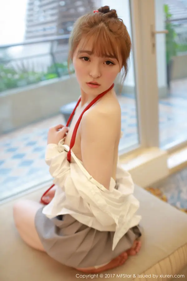 Vol. 0098 伊小七MoMo(48P)