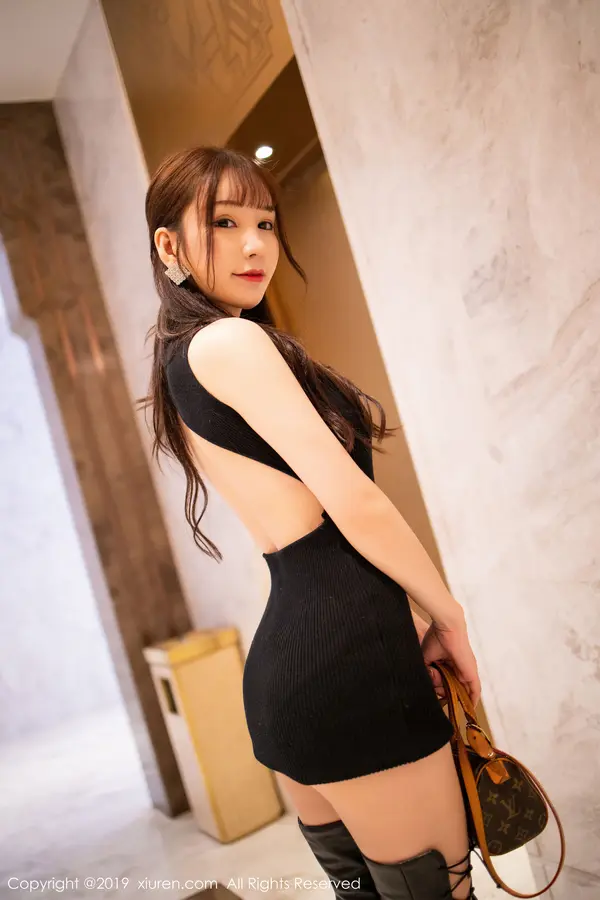 Vol. 01629 周于希Sandy(66P)