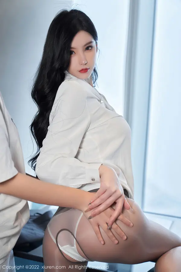 Vol. 05177 周于希Sally(82P)