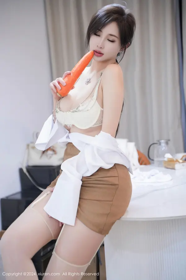 Vol. 08083 Carol周妍希(97P)