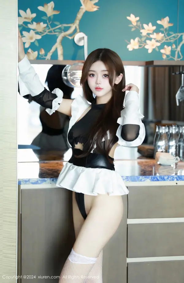 Vol. 08282 媃柔rourou(82P)