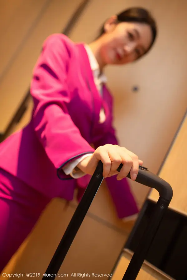 Vol. 01799 Angela小热巴(100P)