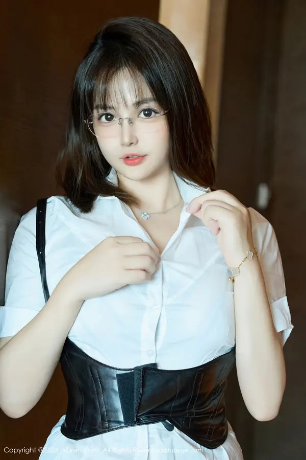 Vol. 09104 养乐多Doll(52P)