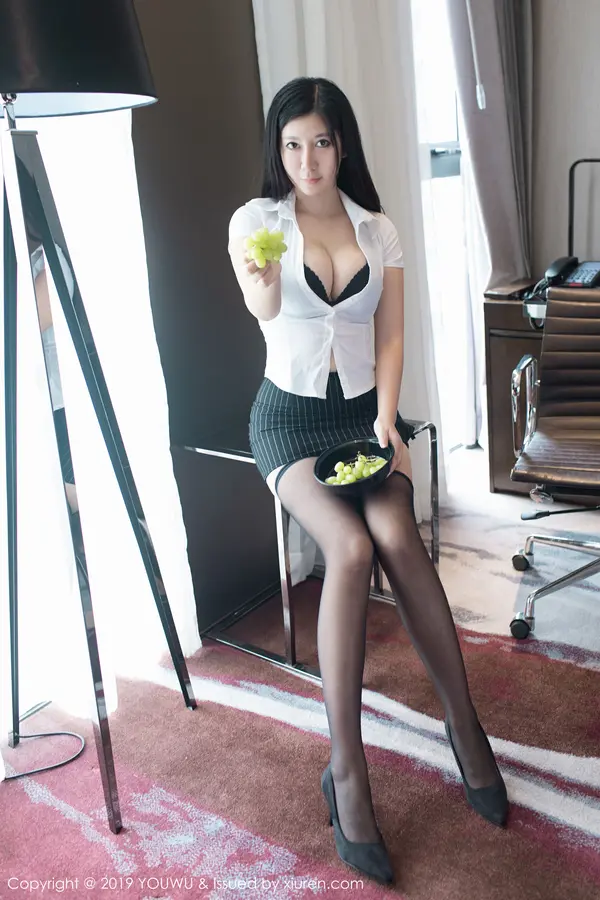 Vol. 0166 nova李雅(53P)