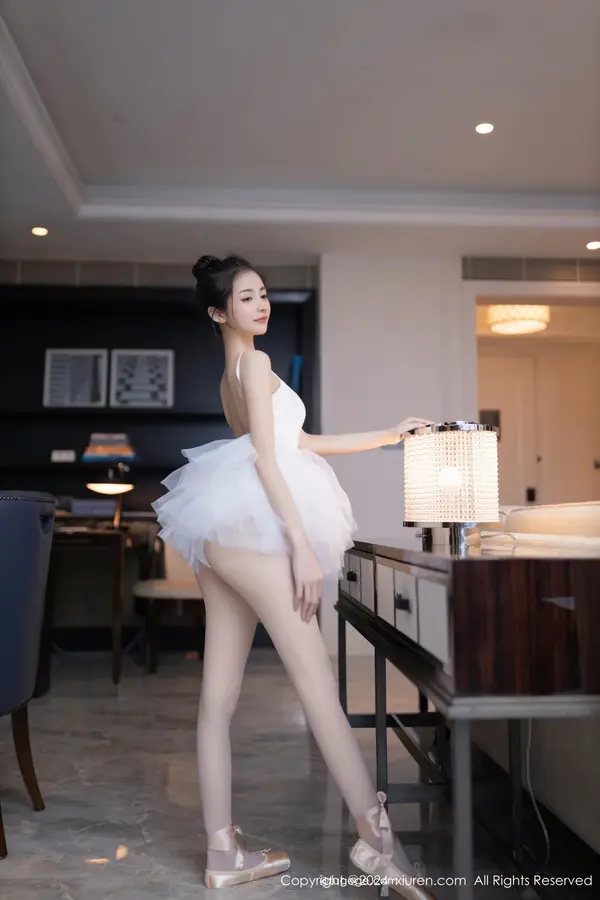 Vol. 08657 鱼尾fish(81P)