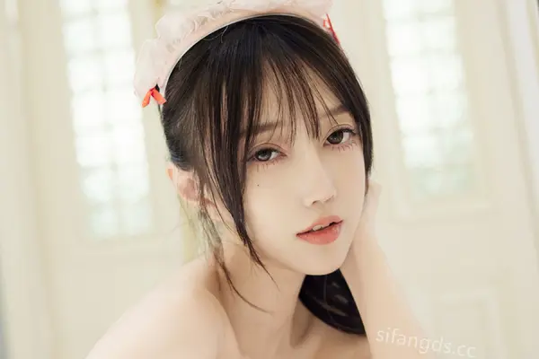 Vol. 9027 玥儿玥er《私购流出》(85P + 2V)