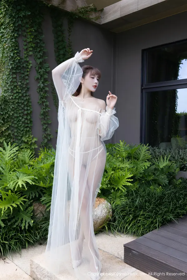Vol. 10903 陆萱萱(71P)
