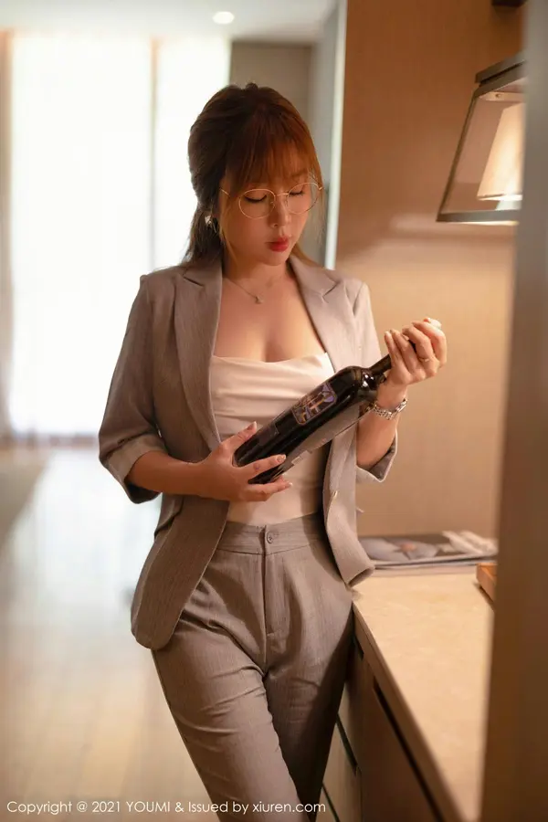 Vol. 0687 王雨纯(66P)
