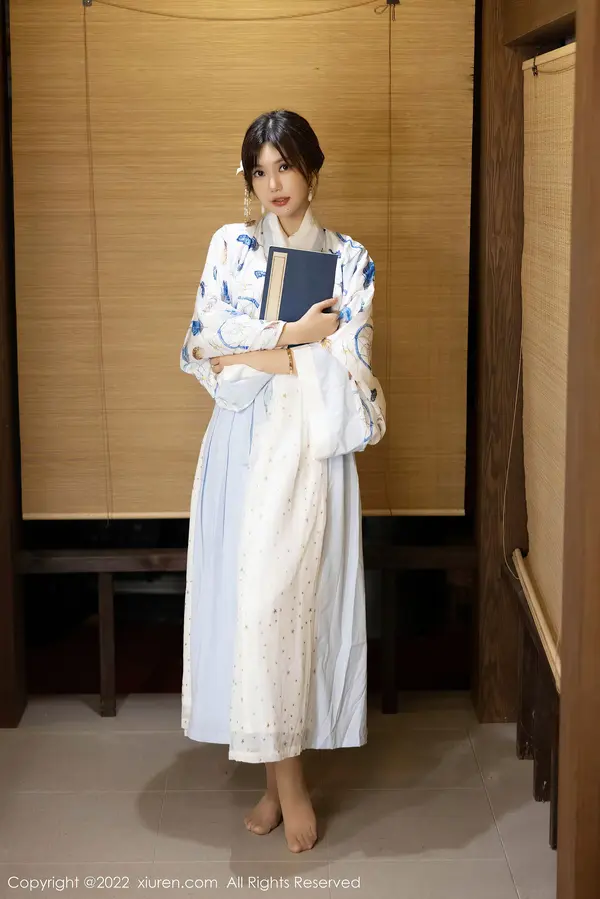 Vol. 05569 绮里嘉ula(76P)