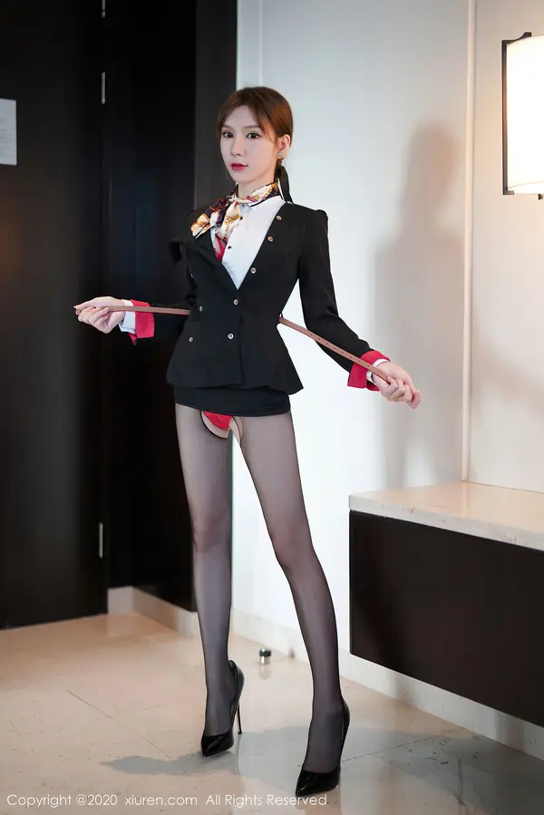 Vol. 02915 周于希Sandy(107P)