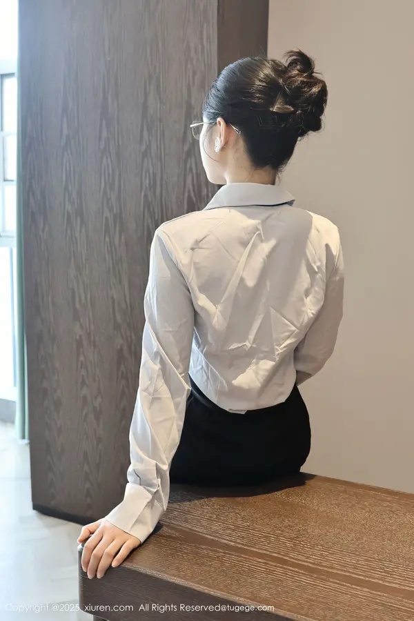 Vol. 10674 糯梨子(61P)
