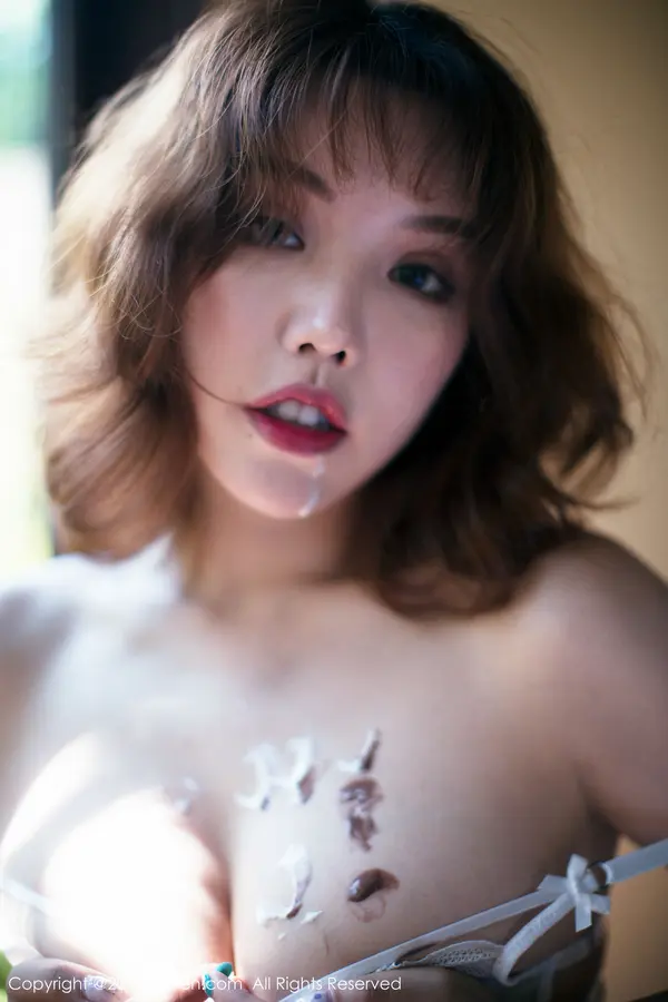 Vol. 01562 黄楽然(52P)