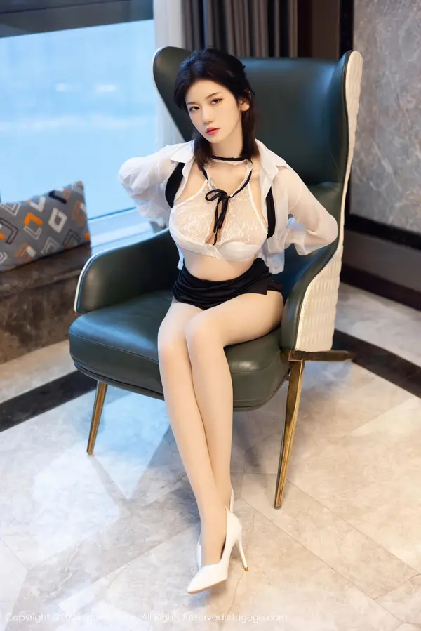 Vol. 11077 凌七七(80P)