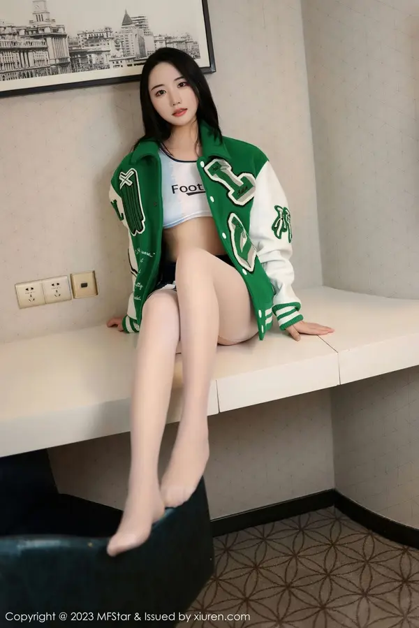 Vol. 0602 汐汐爱吃草莓(52P)