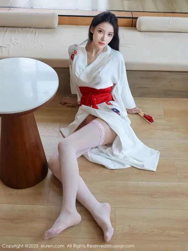 Vol. 10767 梨霜儿(84P)